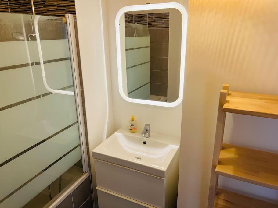Harmonieux/Bezannes/Pkg Prive Apartment Екстериор снимка